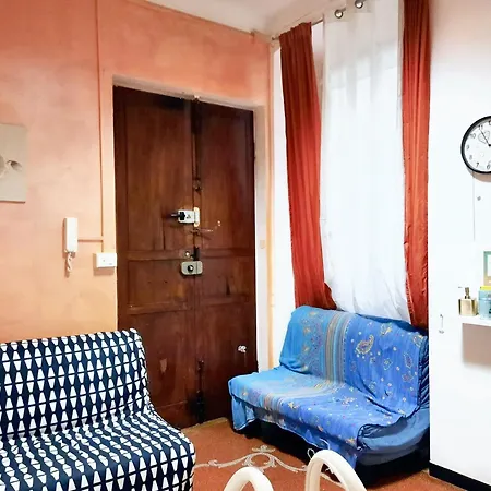 Charming In With Private Parking, 70 Sqm Appartement *